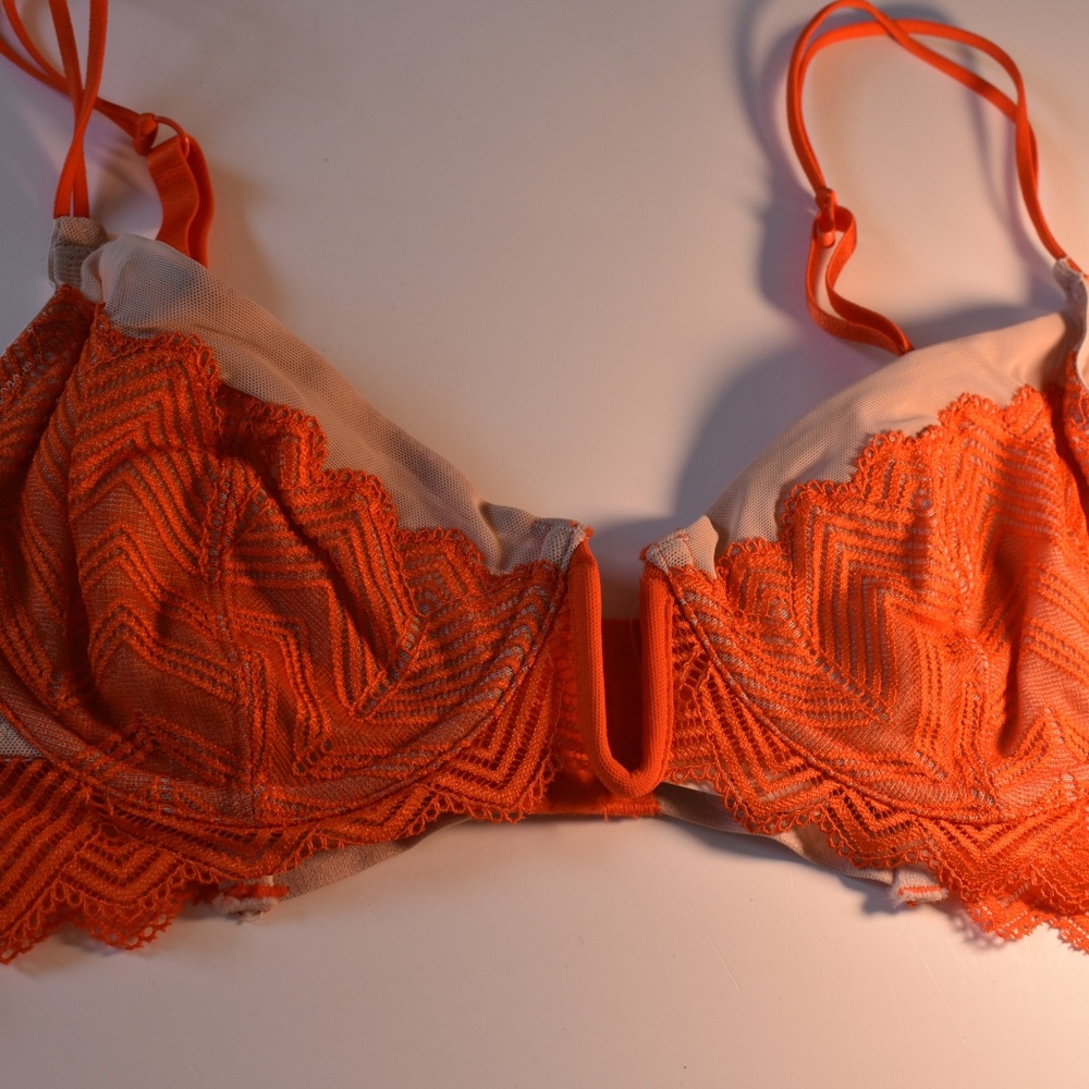 💕SOLD💕 FP 36B NWT Heatbeats Underwire Orange - Picture 2 of 8